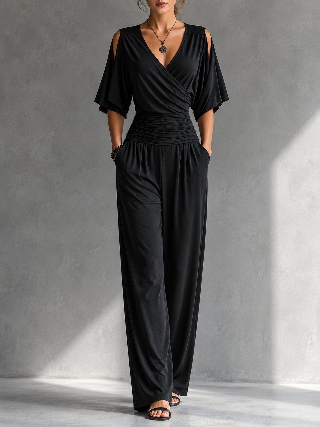 Katerin | Conjunto elegante con efecto cruzado y pernera ancha