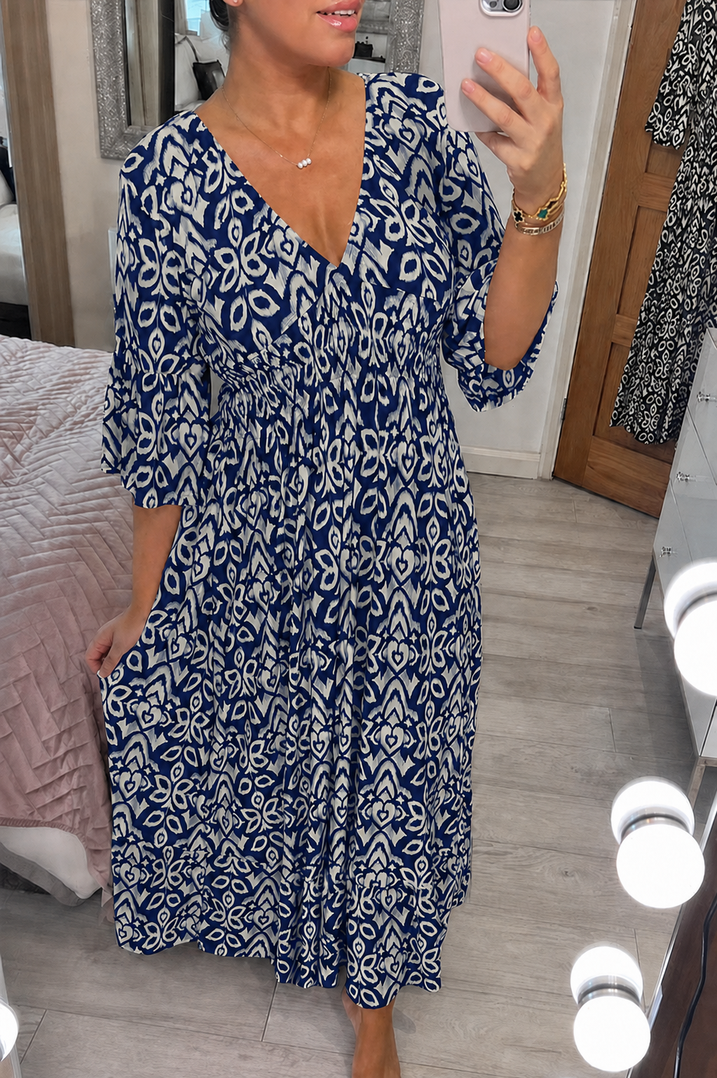 Amaya | Vestido largo bohemio informal con estampado, escote en V